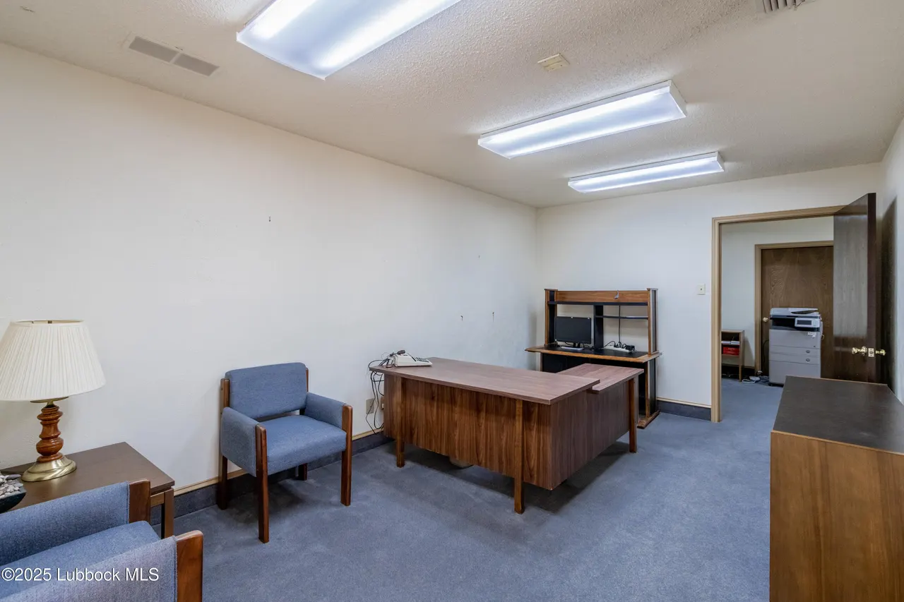 Photo 5 — 1113 Main Street, Lubbock, TX 79401