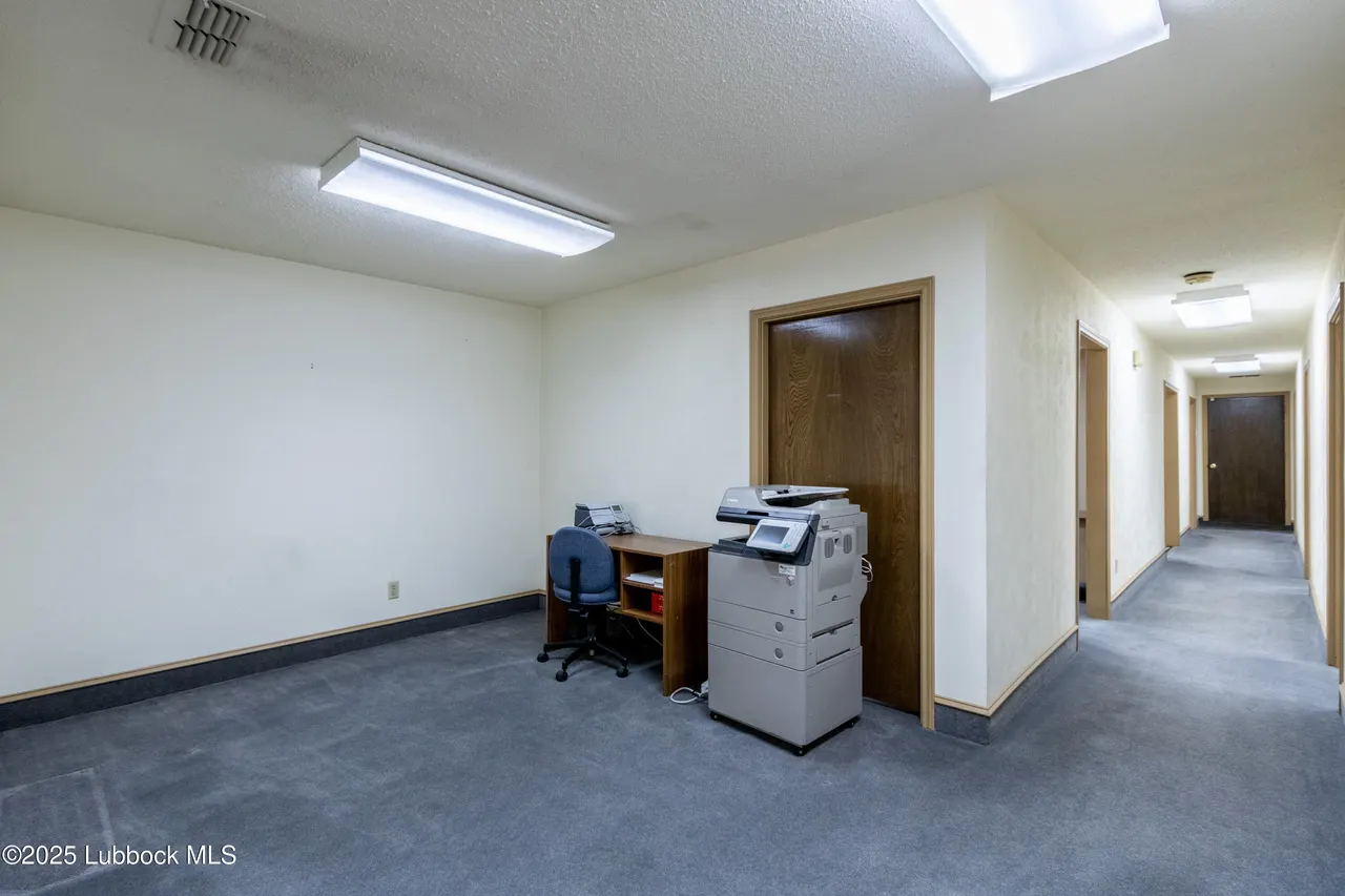 Photo 7 — 1113 Main Street, Lubbock, TX 79401