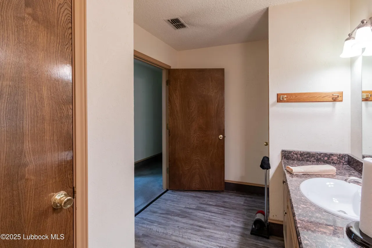 Photo 28 — 1113 Main Street, Lubbock, TX 79401