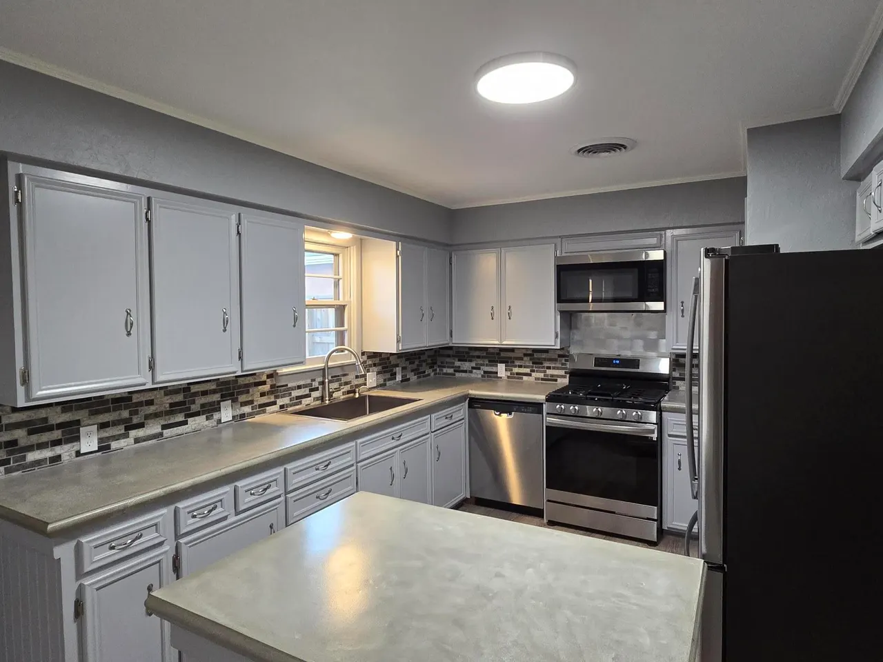 Photo 2 — 809 N 21st Street, Lamesa, TX 79331
