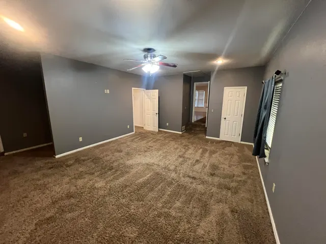 Photo 6 — 203 NE Alpine, Plainview, TX 79072