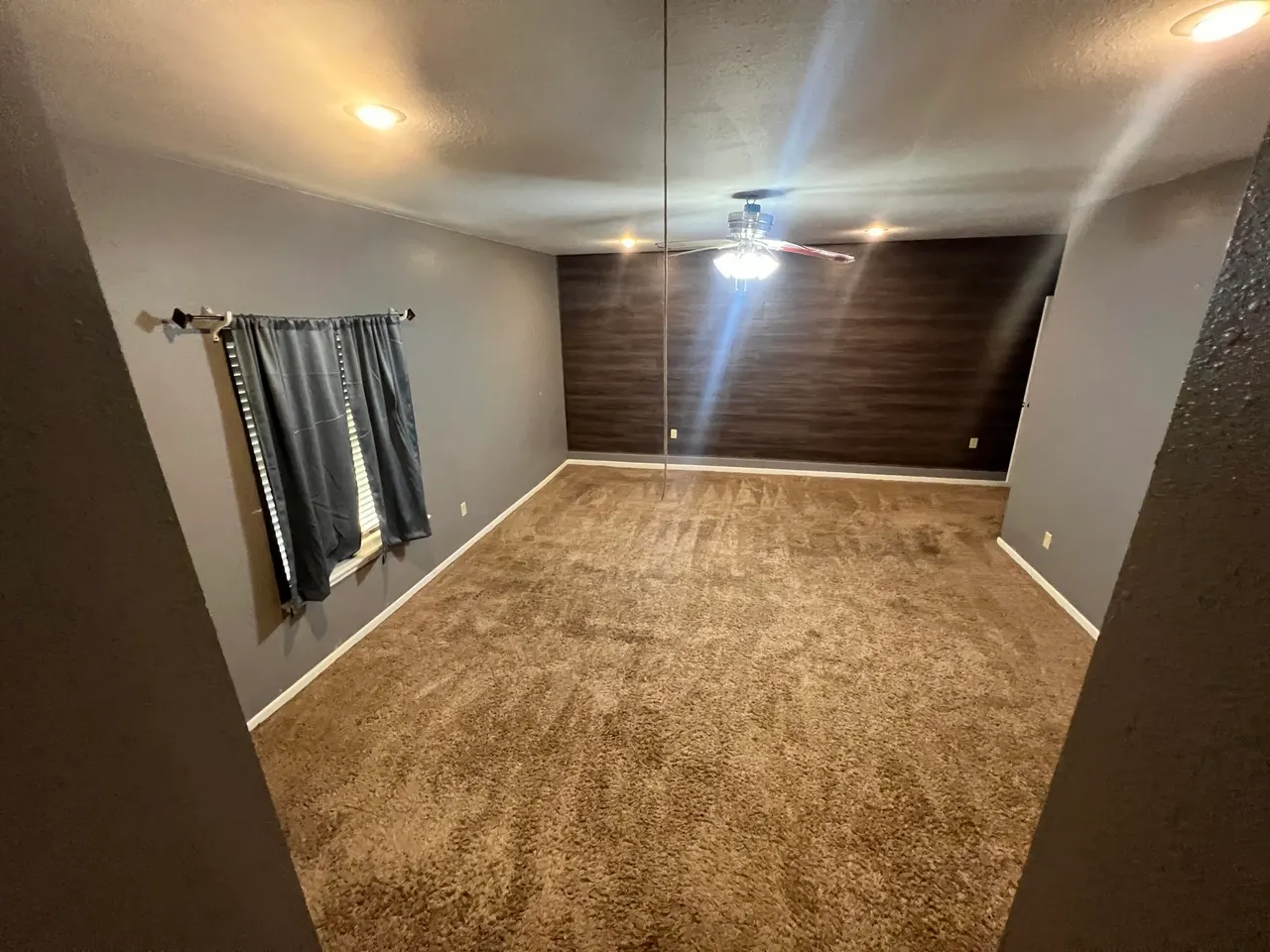 Photo 7 — 203 NE Alpine, Plainview, TX 79072