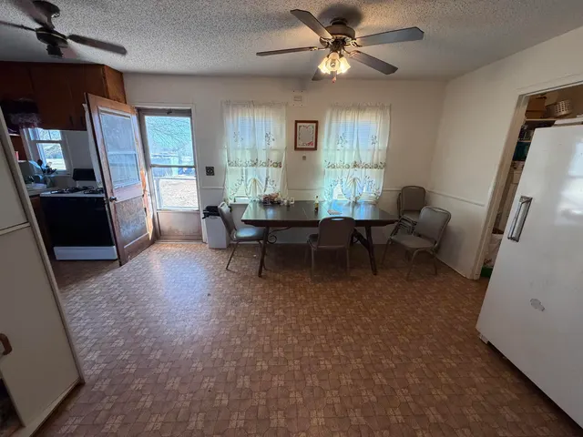 Photo 6 — 912 Bell Avenue, Turkey, TX 79261