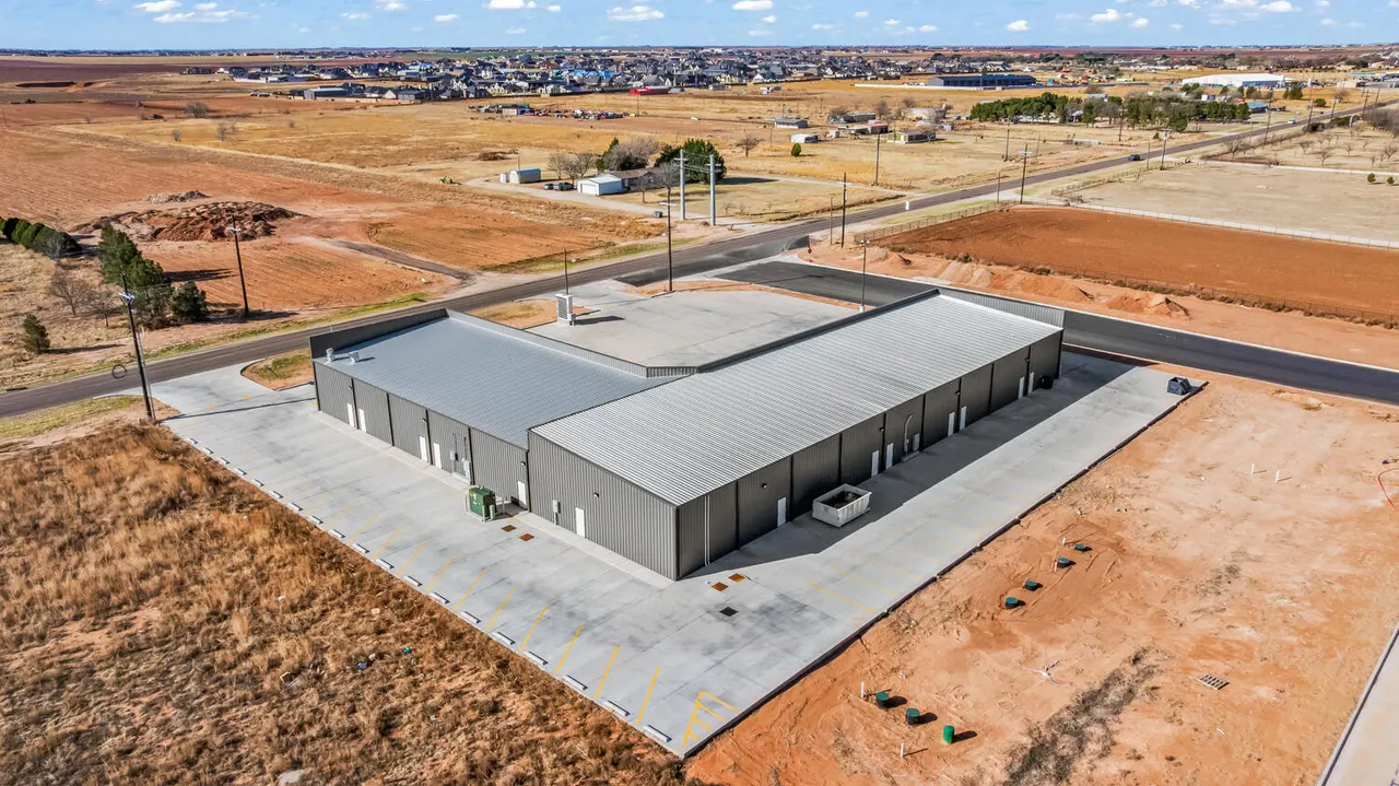 Photo 8 — 4726 Woodrow Road, Lubbock, TX 79424