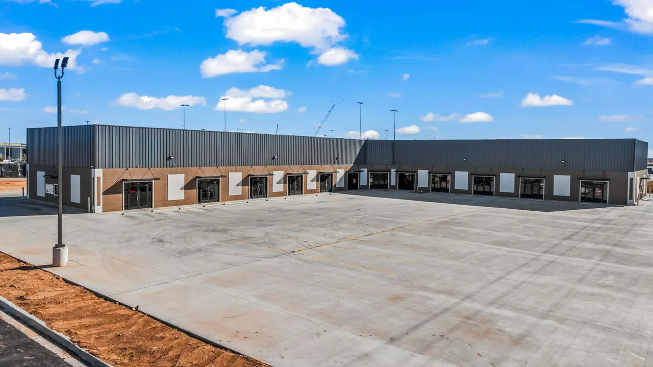 Photo 14 — 4726 Woodrow Road, Lubbock, TX 79424