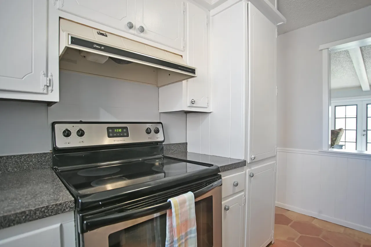 Photo 9 — 4327 57th Street, Lubbock, TX 79413