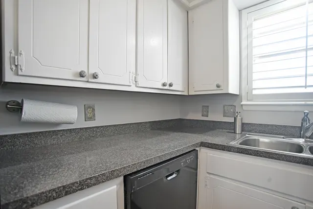 Photo 7 — 4327 57th Street, Lubbock, TX 79413
