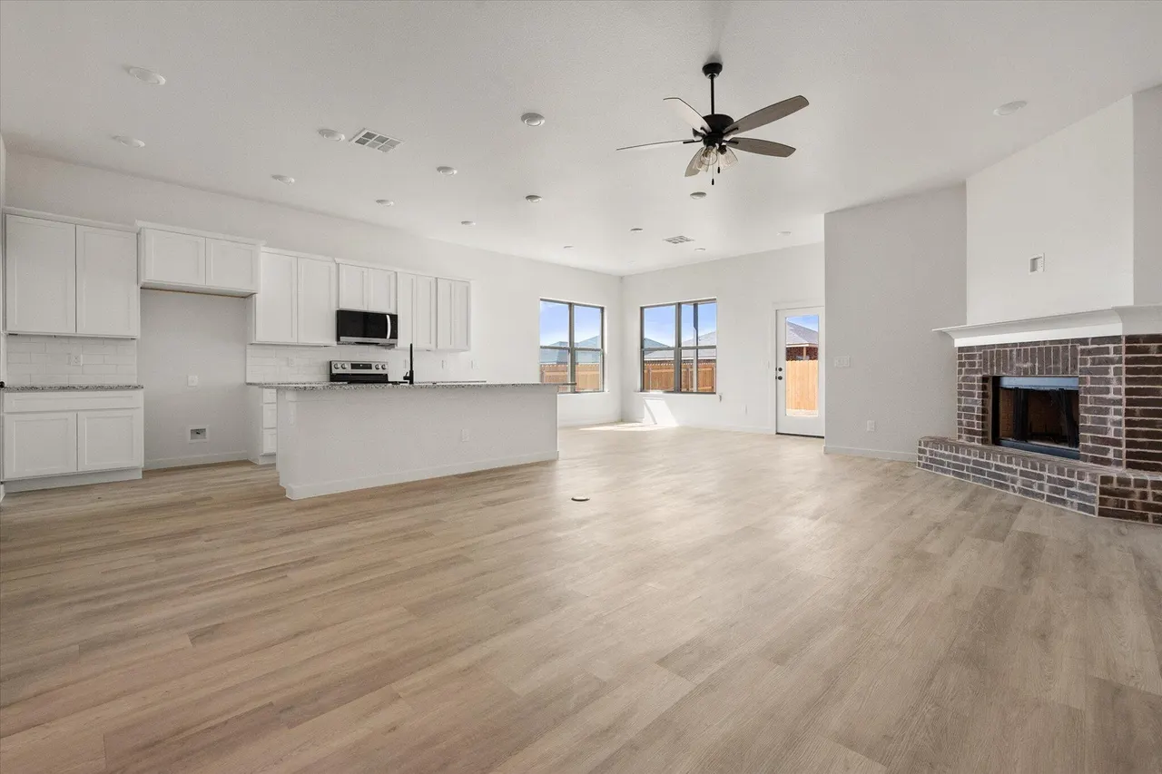 Photo 7 — 12004 Iola Drive, Lubbock, TX 79424