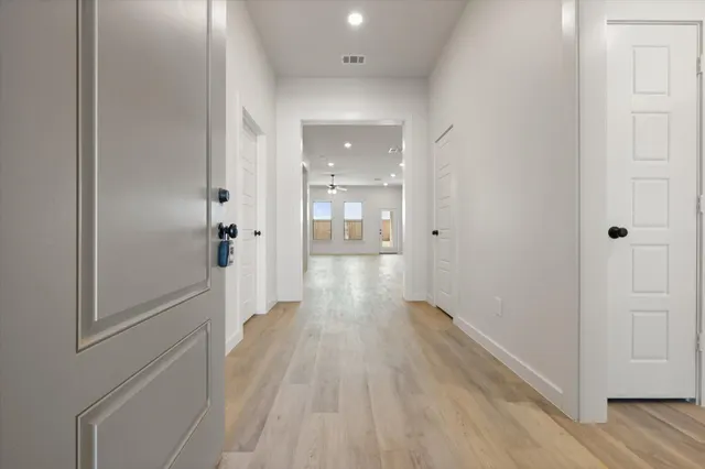 Photo 4 — 6101 121st Street, Lubbock, TX 79424