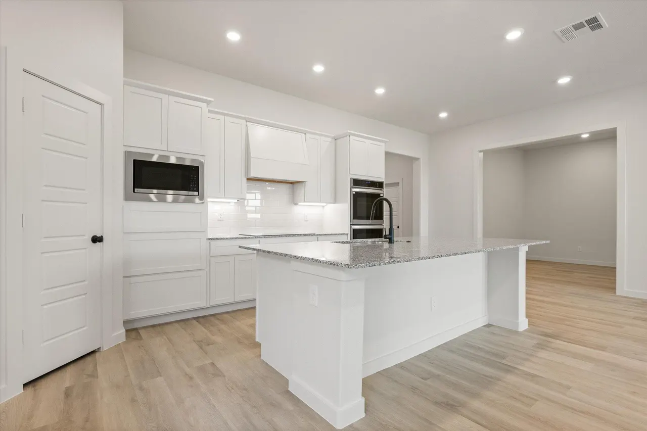 Photo 11 — 6101 121st Street, Lubbock, TX 79424