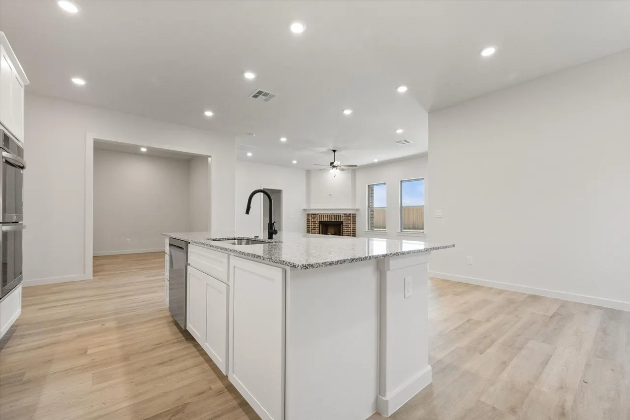 Photo 13 — 6101 121st Street, Lubbock, TX 79424