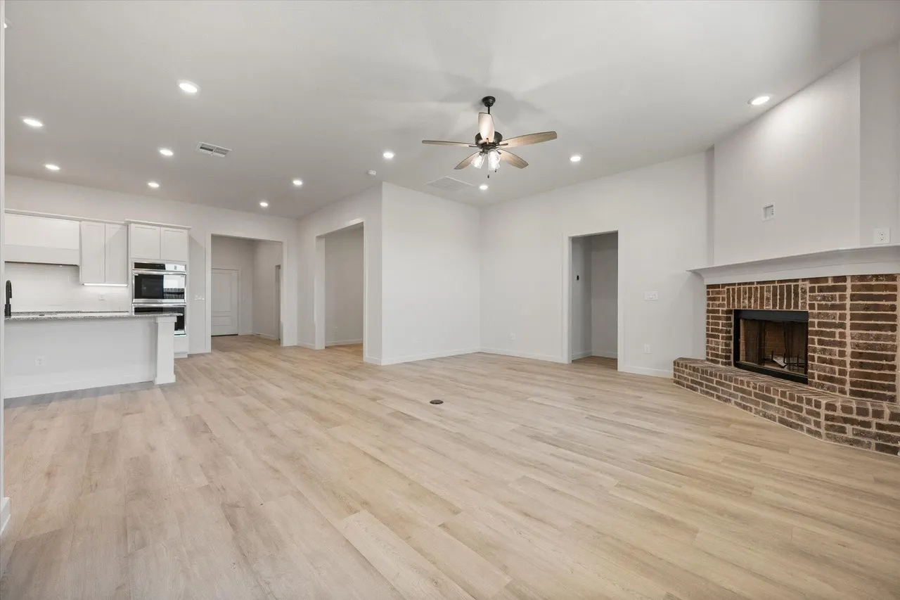 Photo 7 — 6101 121st Street, Lubbock, TX 79424