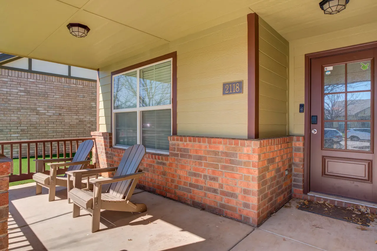 Photo 2 — 2118 9th Street, Lubbock, TX 79401