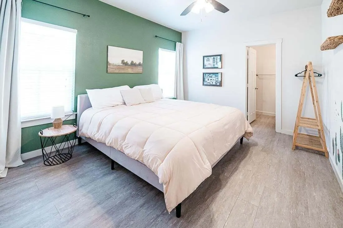 Photo 16 — 2118 9th Street, Lubbock, TX 79401