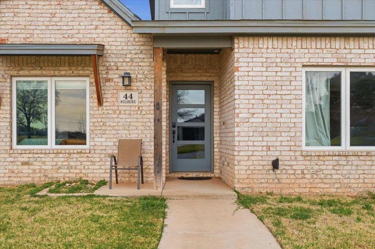 Photo 3 — 44 Wilshire Boulevard, Lubbock, TX 79416