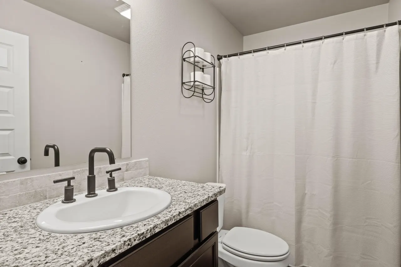 Photo 15 — 2012 Plains Avenue, Wolfforth, TX 79382