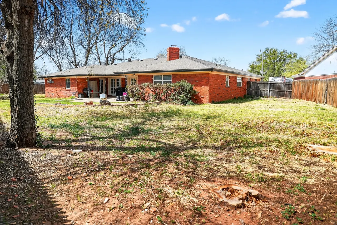 Photo 32 — 2113 62nd Street, Lubbock, TX 79412