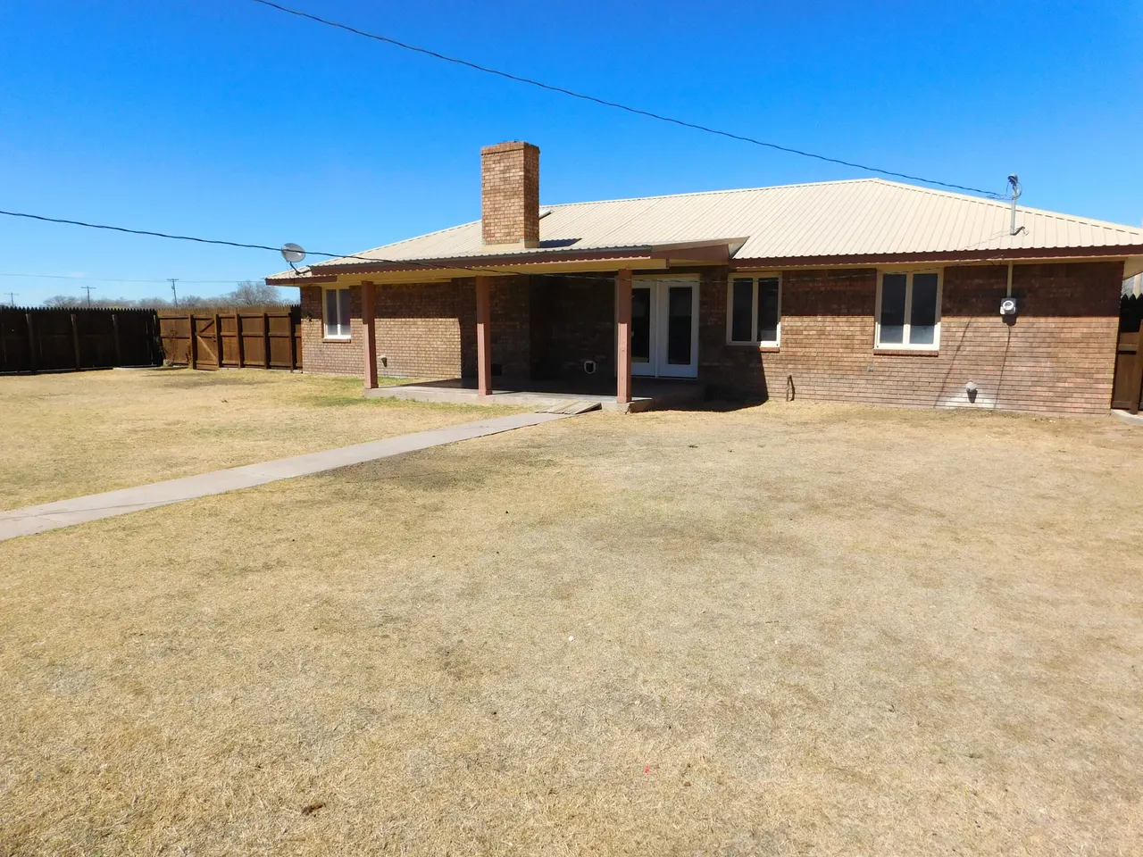 Photo 21 — 926 E Juniper Avenue, Muleshoe, TX 79347