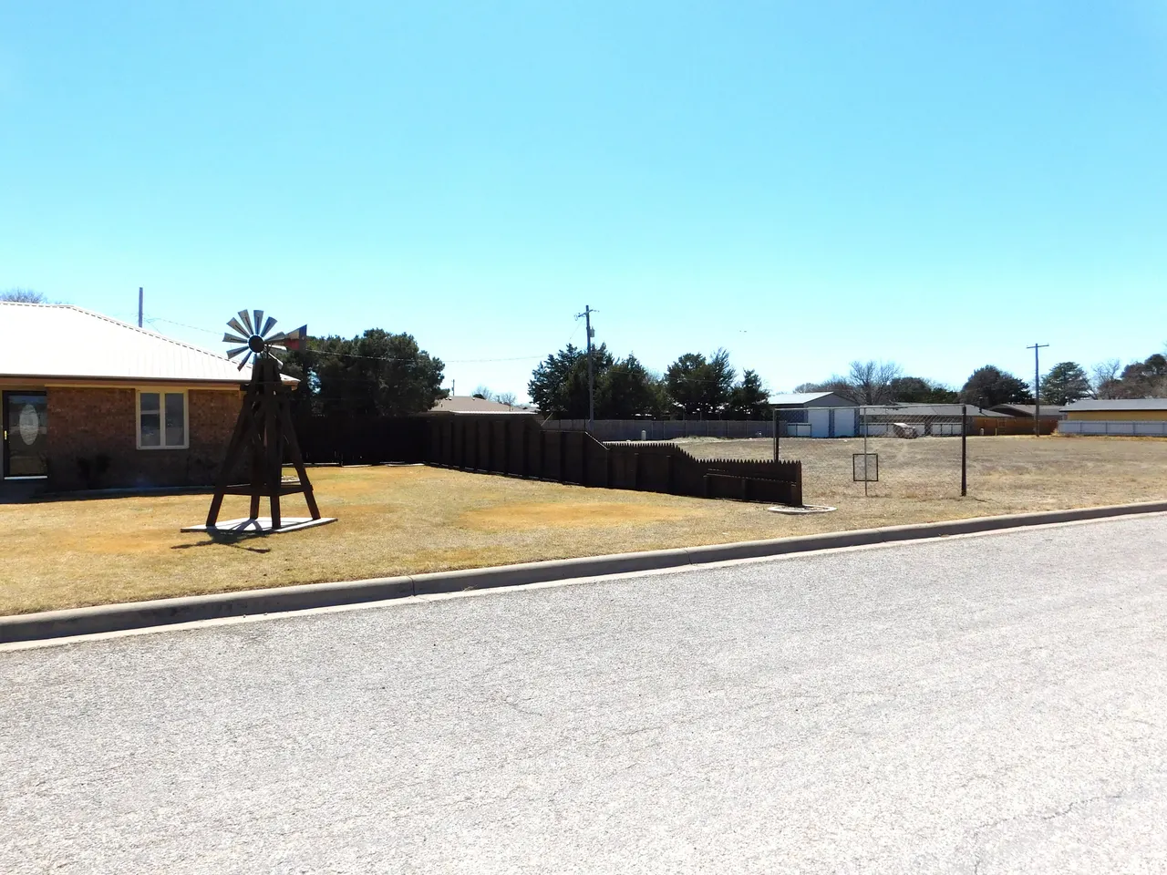 Photo 26 — 926 E Juniper Avenue, Muleshoe, TX 79347