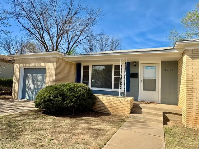 Photo 4 — 2716 40th Street, Lubbock, TX 79413