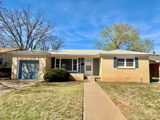Photo 5 — 2716 40th Street, Lubbock, TX 79413