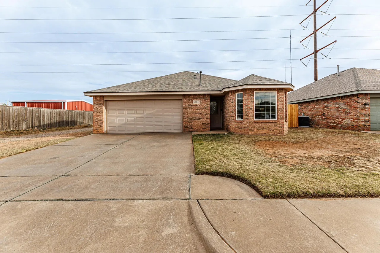 Photo 2 — 2804 106th Street, Lubbock, TX 79423