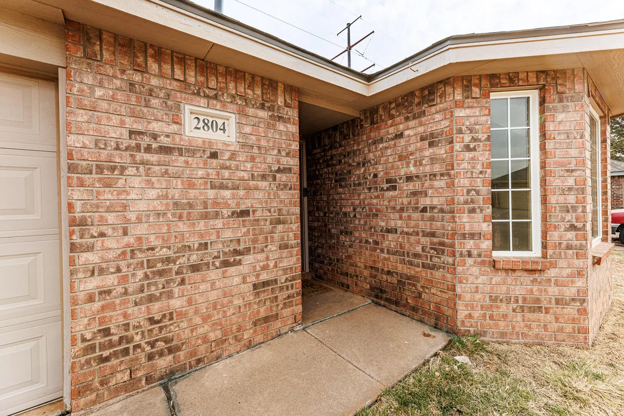 Photo 5 — 2804 106th Street, Lubbock, TX 79423