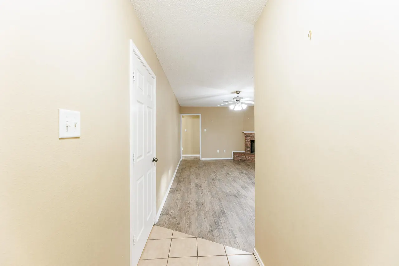 Photo 10 — 2804 106th Street, Lubbock, TX 79423