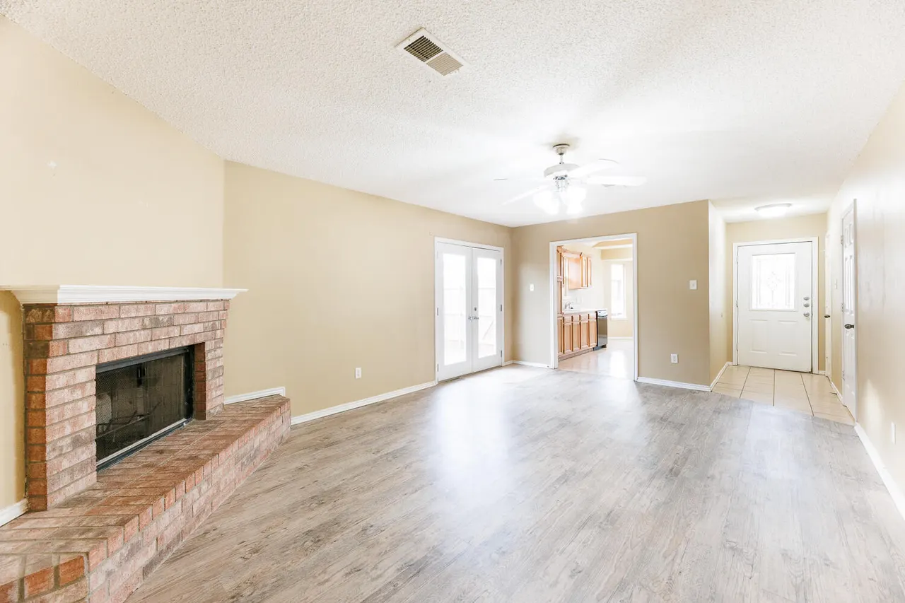 Photo 14 — 2804 106th Street, Lubbock, TX 79423