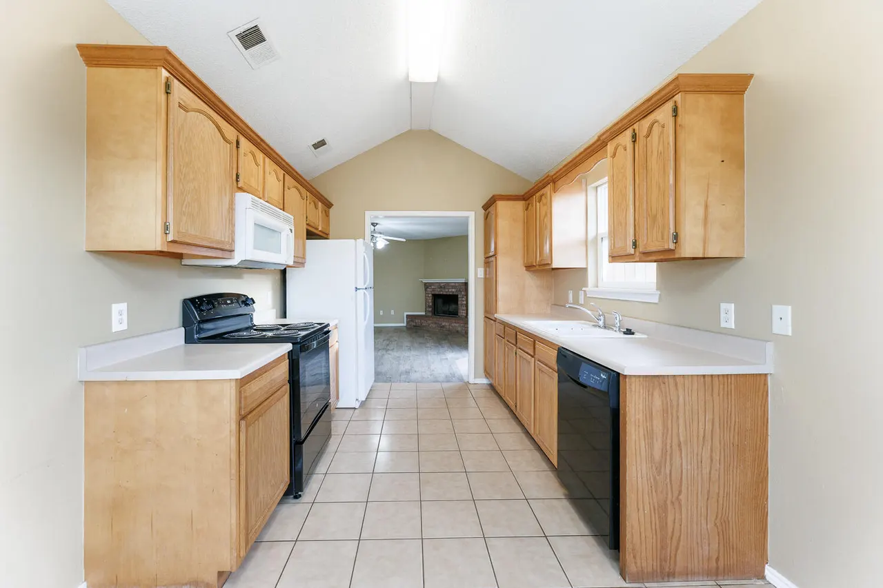 Photo 18 — 2804 106th Street, Lubbock, TX 79423