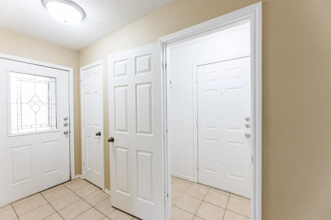 Photo 9 — 2804 106th Street, Lubbock, TX 79423