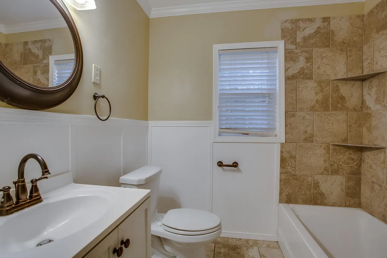 Photo 6 — 2506 22nd Street, Lubbock, TX 79410