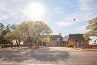 Sold home at 1407 Mustang Drive