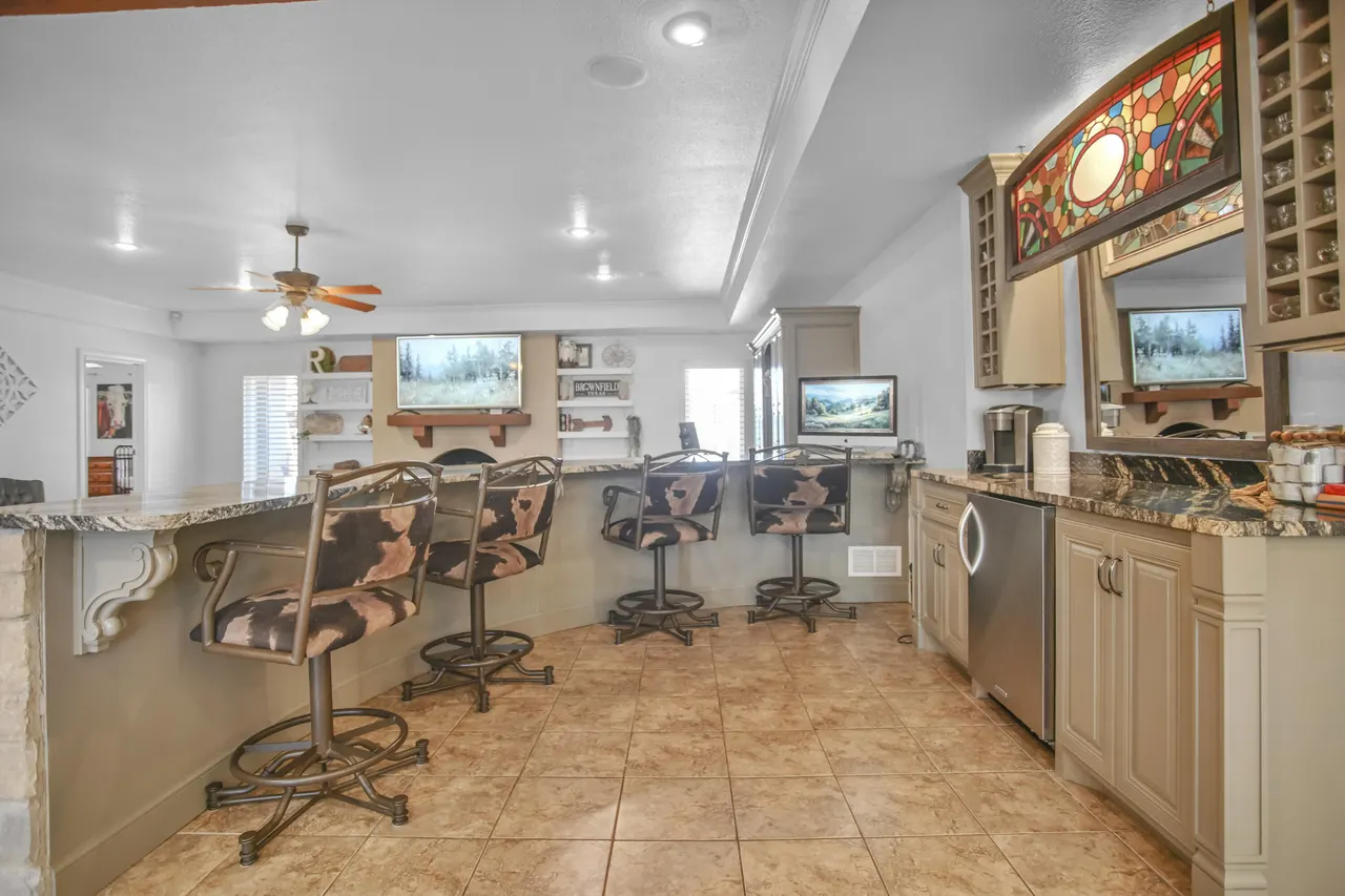Photo 18 — 1607 E Paseo Circle, Brownfield, TX 79316