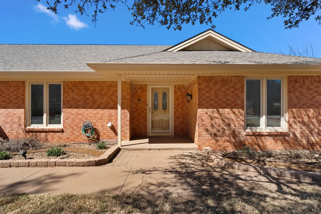 Photo 6 — 6808 Rochester Avenue, Lubbock, TX 79424