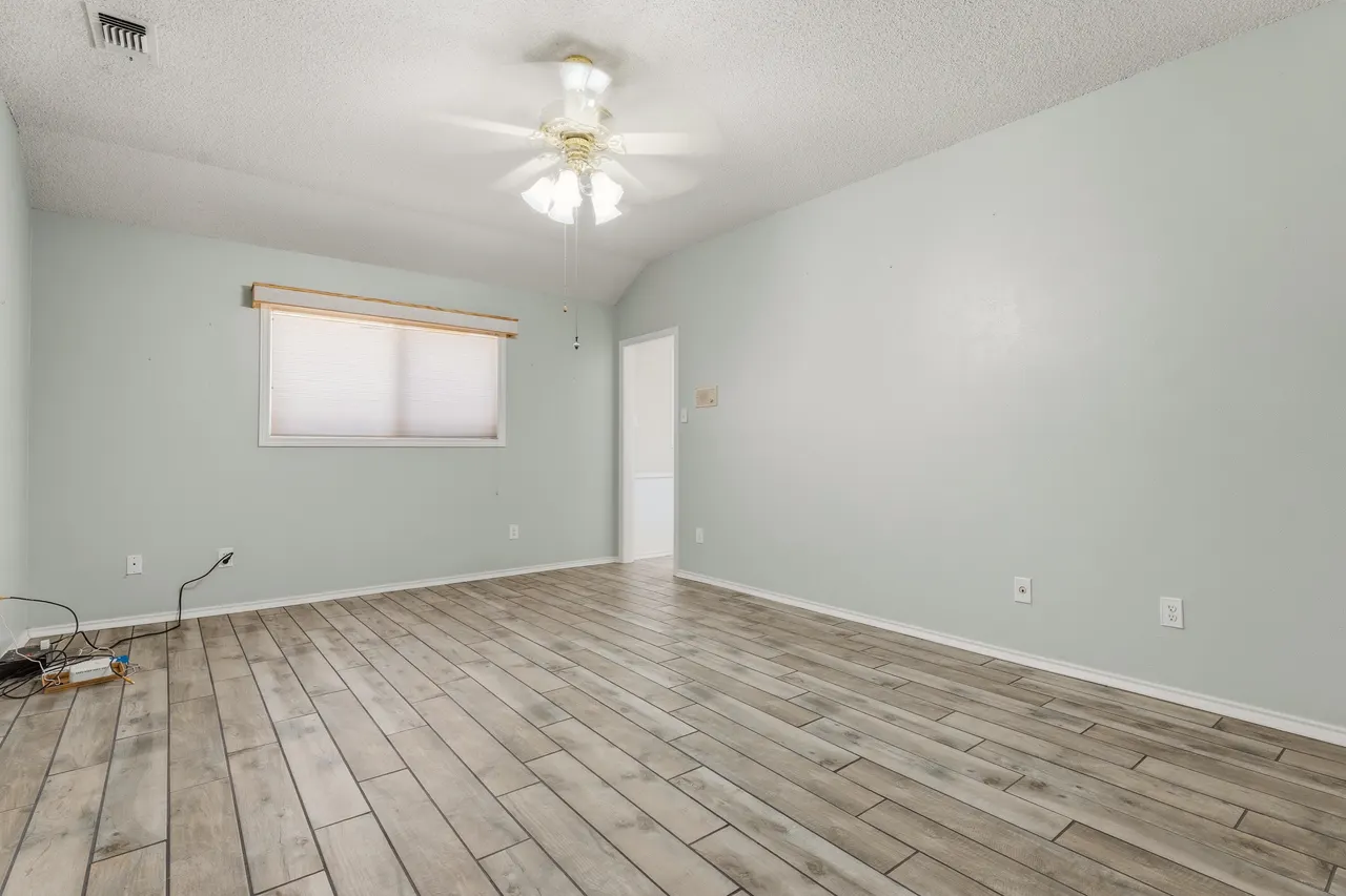 Photo 24 — 6808 Rochester Avenue, Lubbock, TX 79424