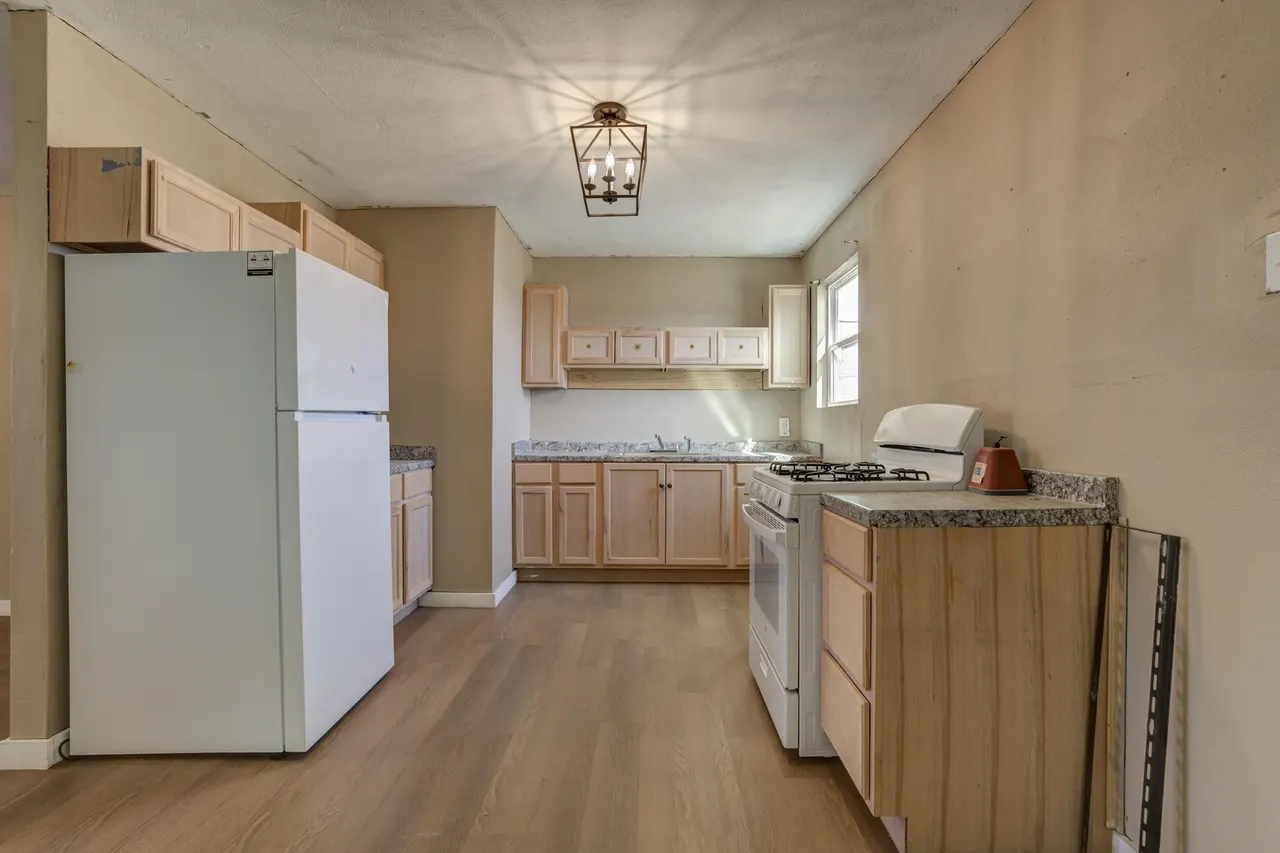 Photo 11 — 3204 E 2nd Street, Lubbock, TX 79403