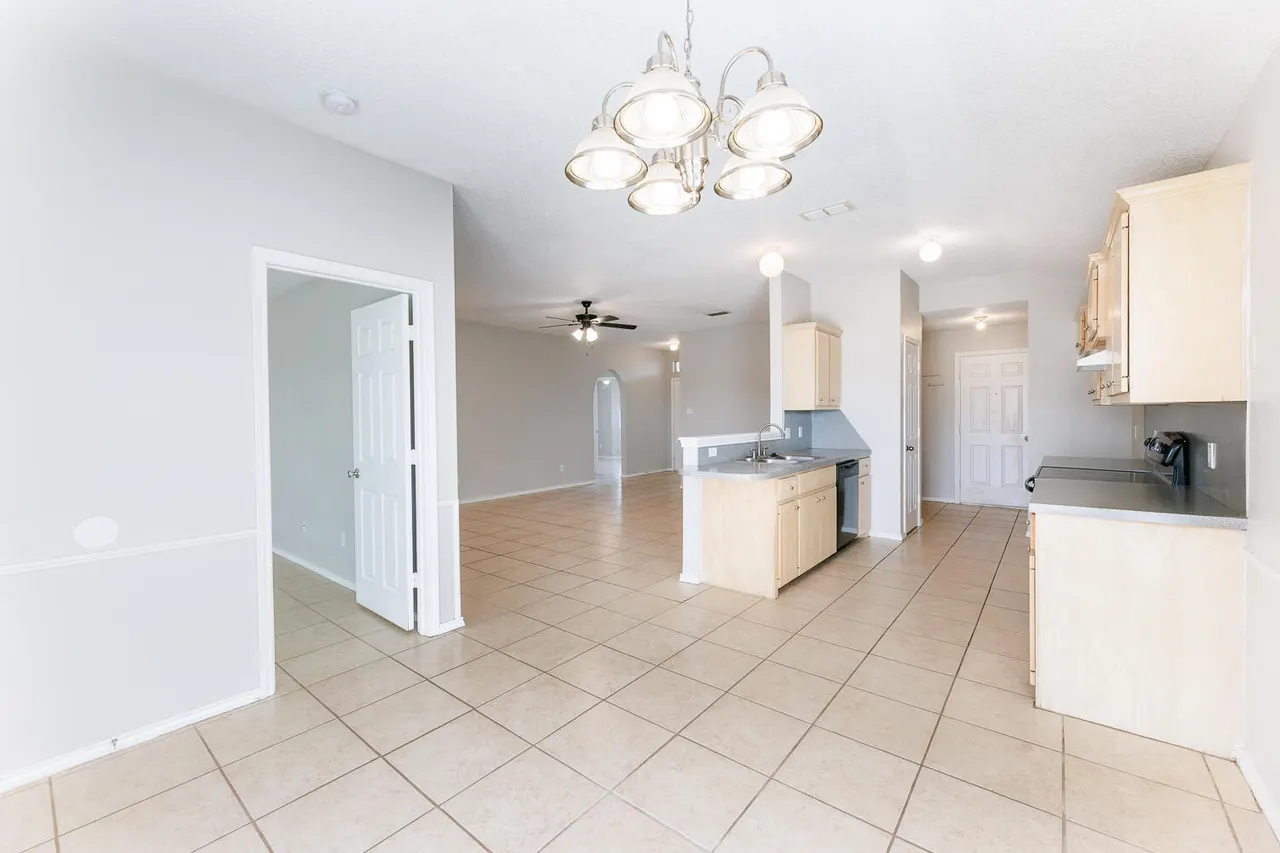 Photo 12 — 5903 10th Street Unit 3, Lubbock, TX 79416