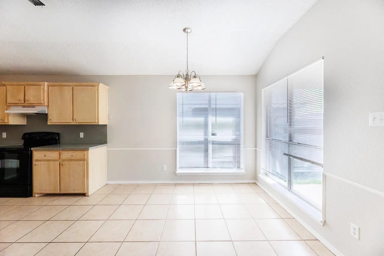 Photo 14 — 5903 10th Street Unit 3, Lubbock, TX 79416