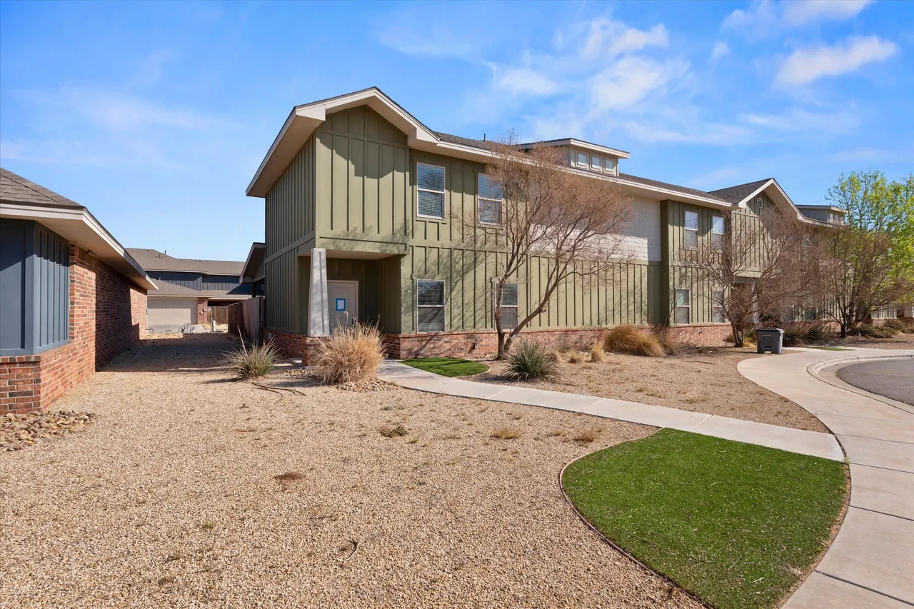 Photo 2 — 6908 21st Street, Lubbock, TX 79407