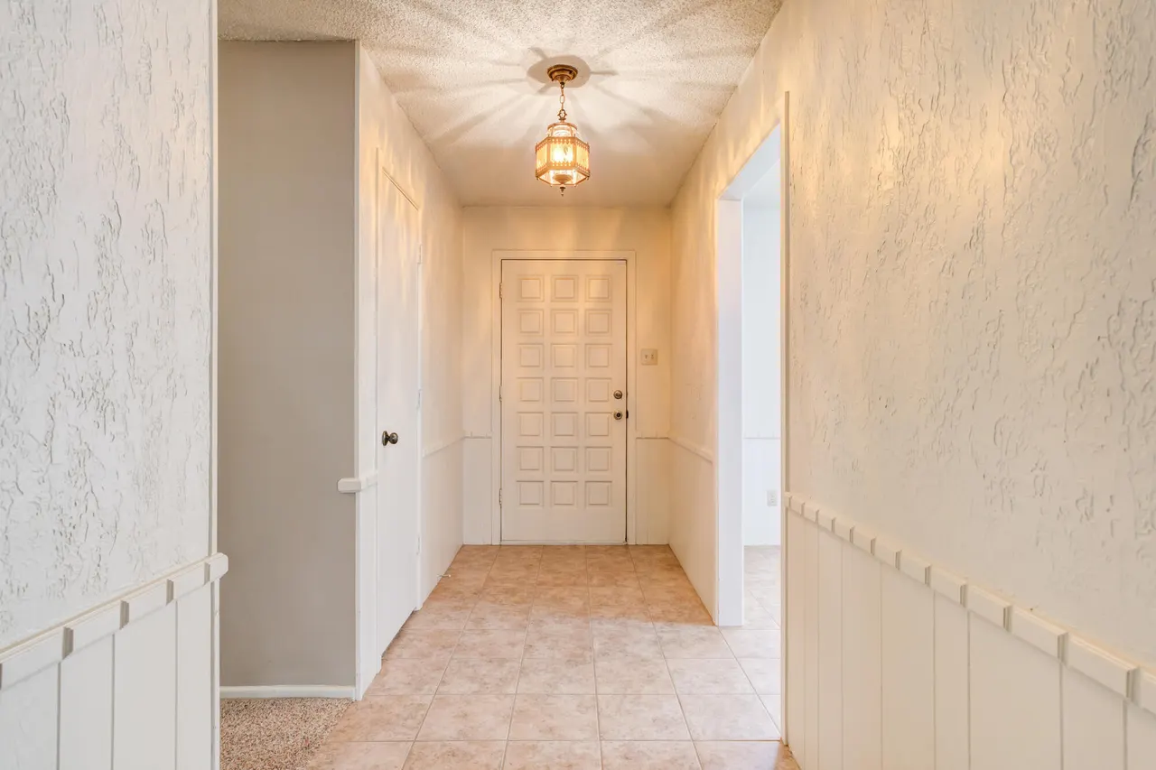 Photo 13 — 1601 E Crystal Lane, Brownfield, TX 79316