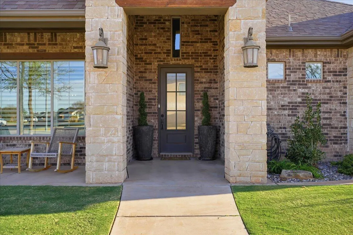 Photo 12 — 1202 N 14th Place, Wolfforth, TX 79382
