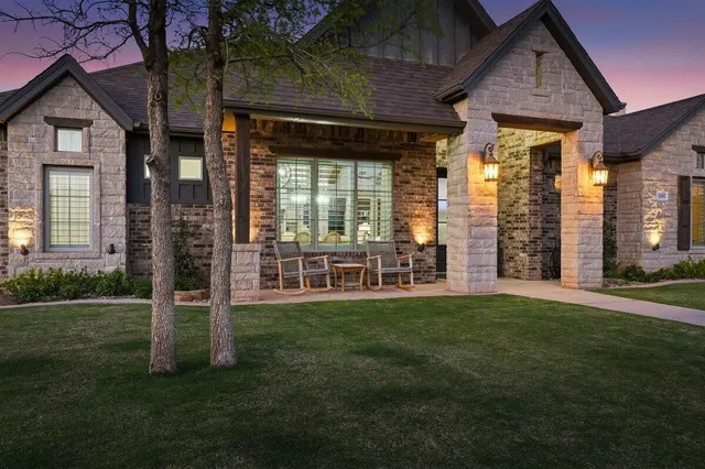 Photo 8 — 1202 N 14th Place, Wolfforth, TX 79382