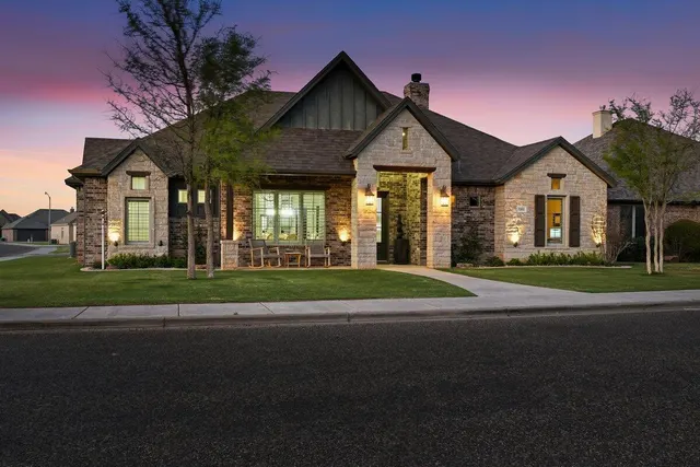 Photo 6 — 1202 N 14th Place, Wolfforth, TX 79382