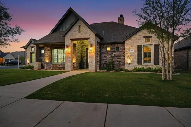 Photo 4 — 1202 N 14th Place, Wolfforth, TX 79382