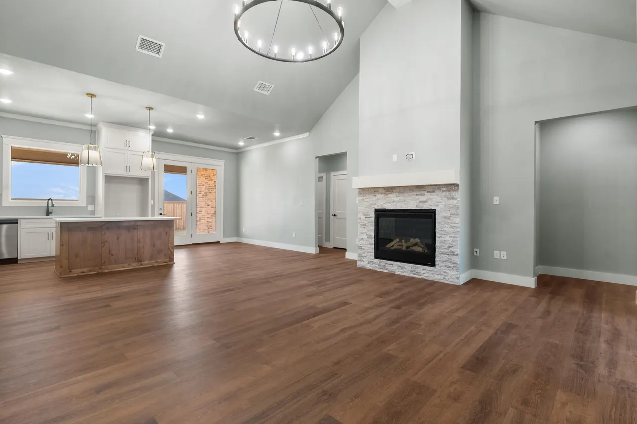 Photo 8 — 1121 N 6th Street, Wolfforth, TX 79382