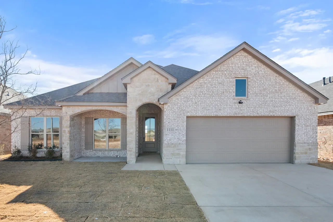 Photo 3 — 1111 N 6th Street, Wolfforth, TX 79382