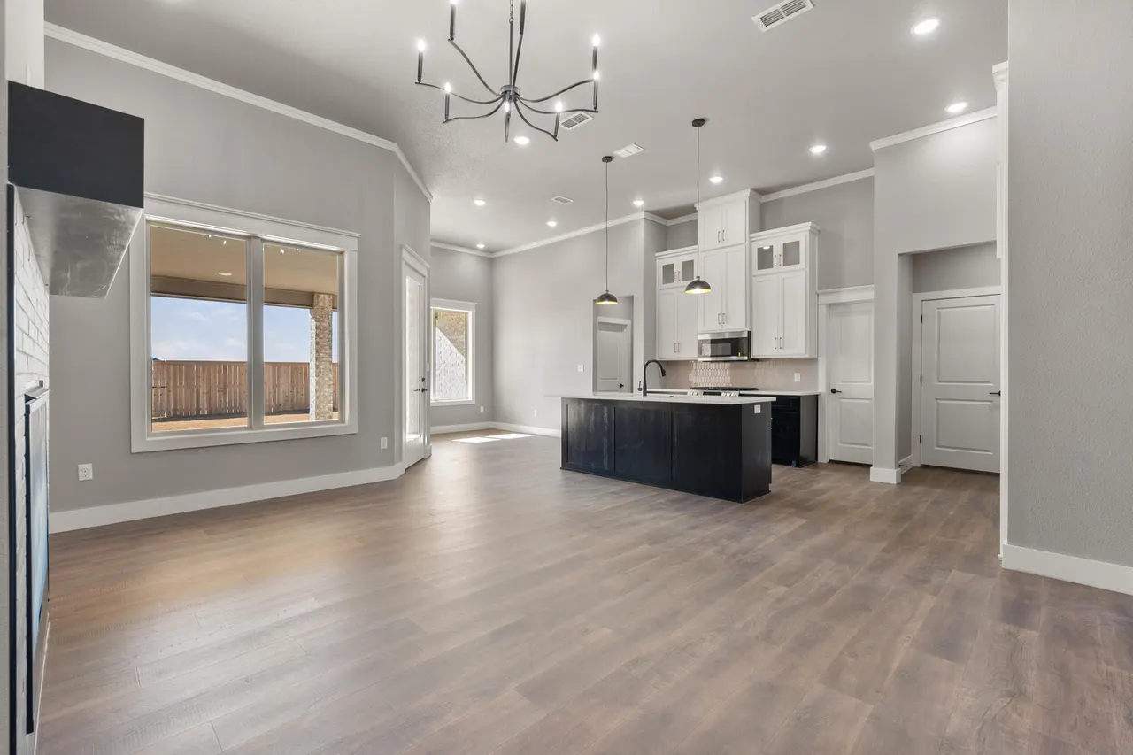 Photo 8 — 1111 N 6th Street, Wolfforth, TX 79382