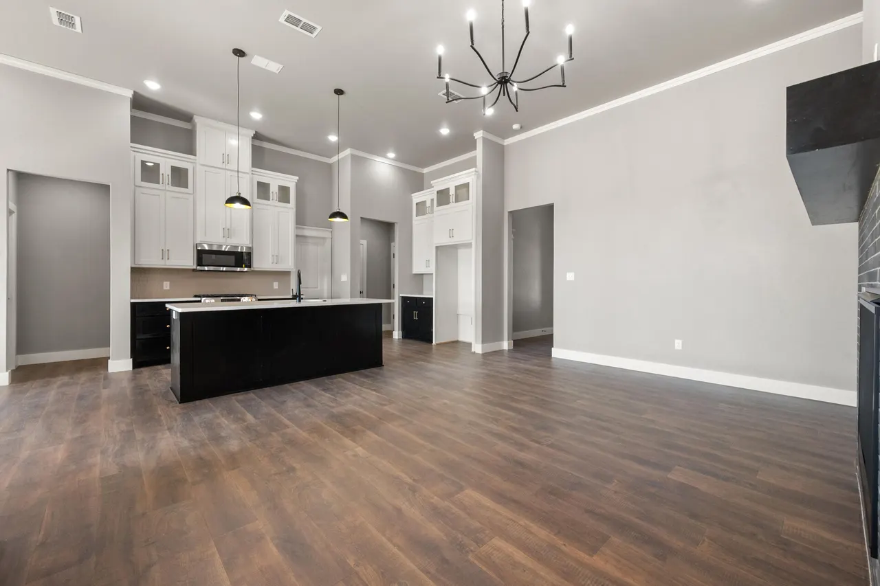 Photo 9 — 1111 N 6th Street, Wolfforth, TX 79382