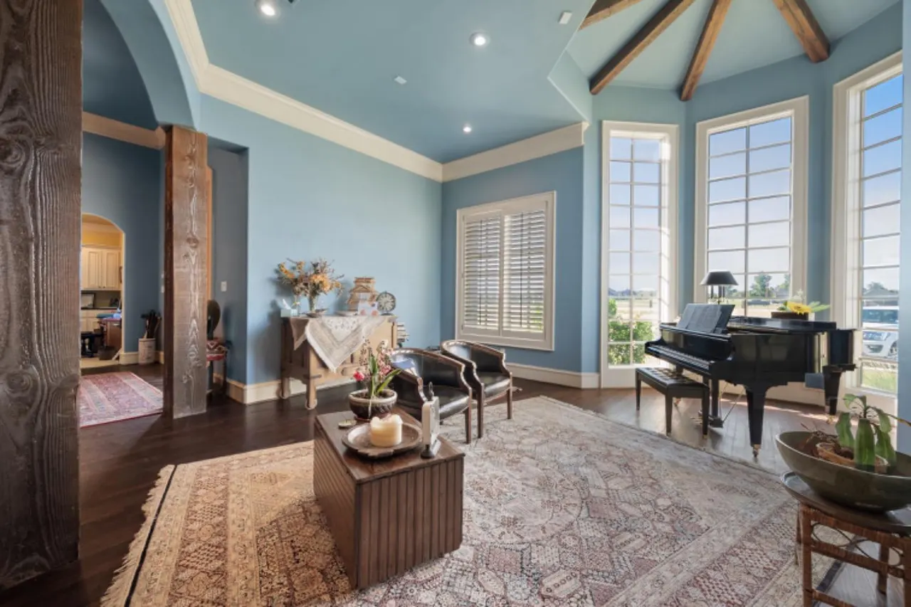 Photo 12 — 5631 Woodrow Road, Lubbock, TX 79424